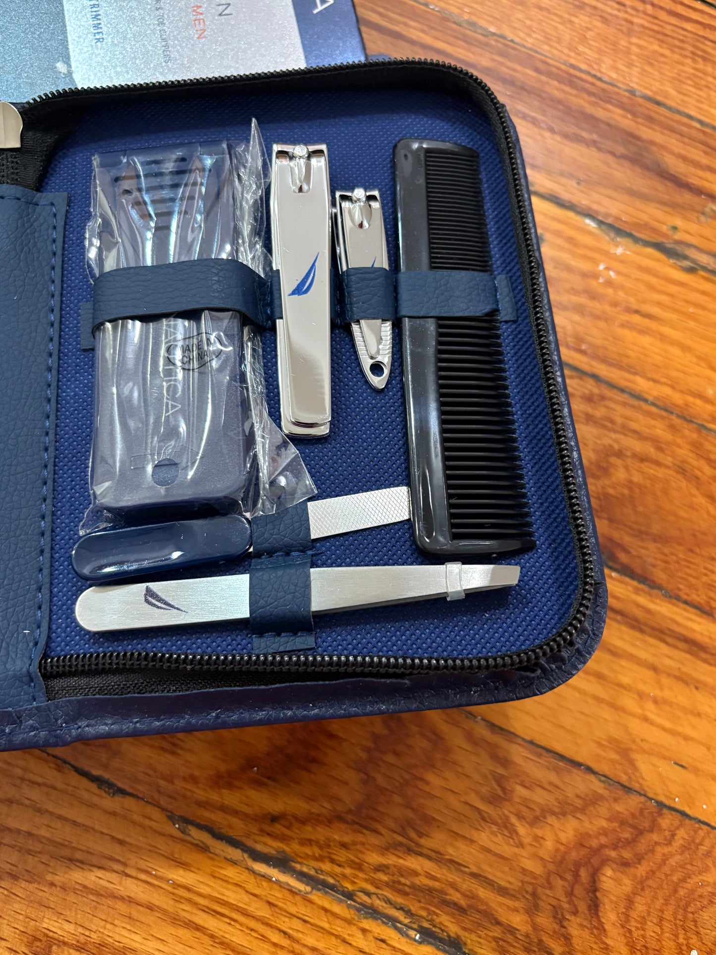 PA03 Estuche de Cuidado Personal