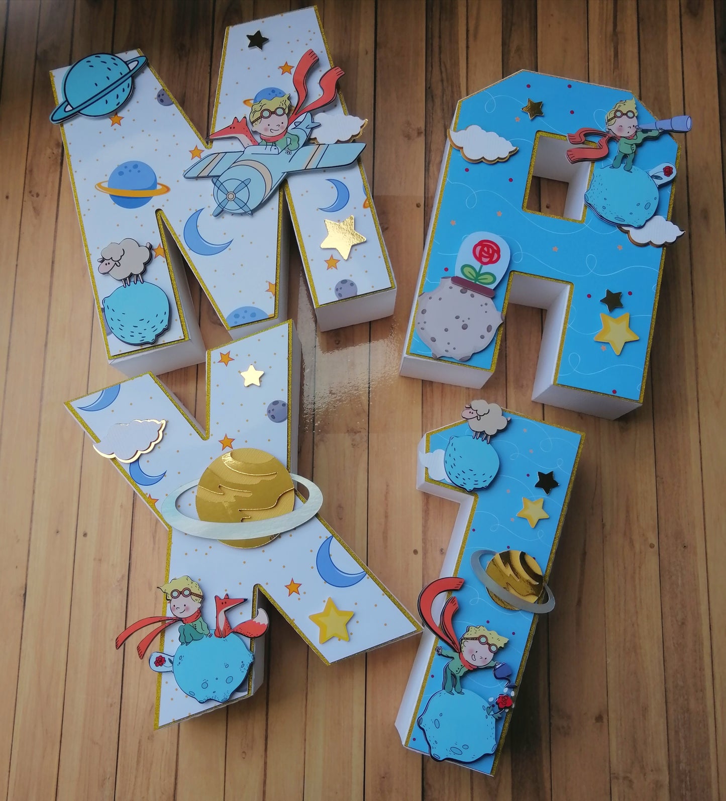 ELE03 Letras 3D en papel